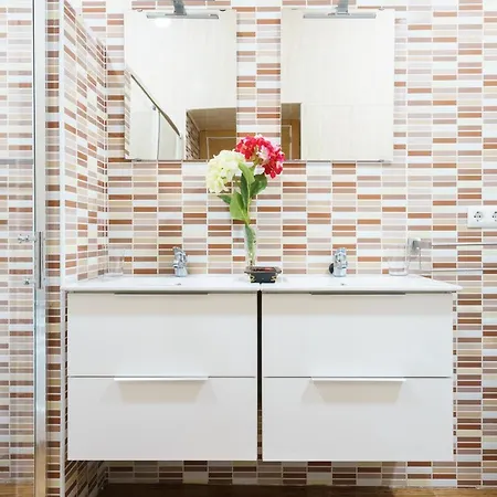 Carlos V Jerez By Vivere Hotel 2*