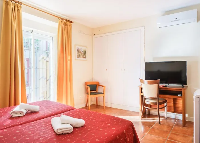 Carlos V Jerez By Vivere 2* Jerez de la Frontera