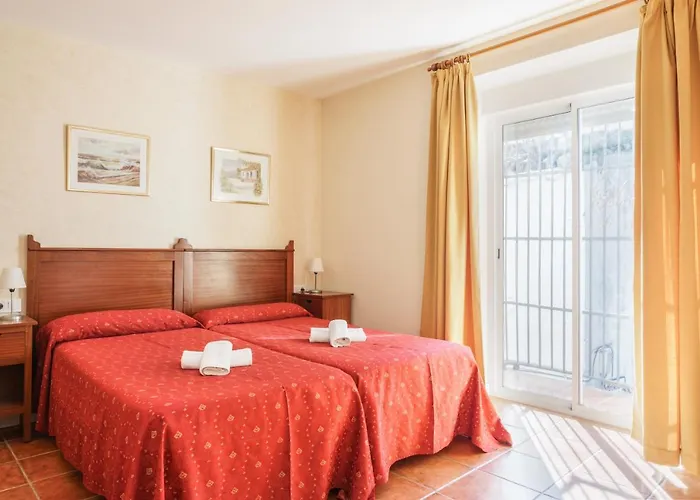 Carlos V Jerez By Vivere 2* Jerez de la Frontera