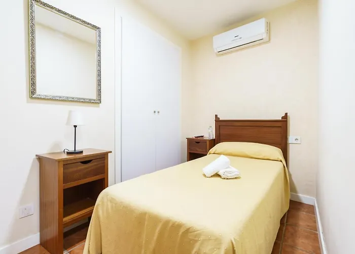 Carlos V Jerez By Vivere חרז