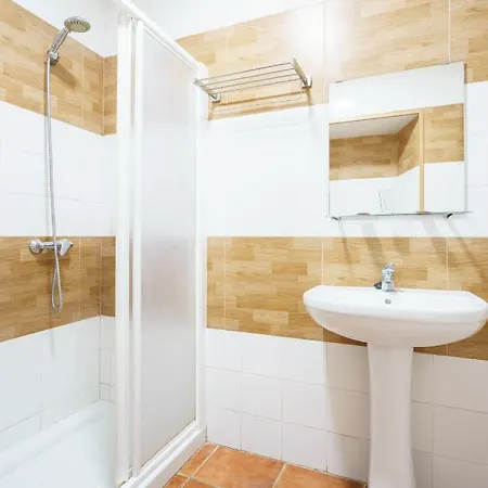 Carlos V Jerez By Vivere 2* Jerez de la Frontera