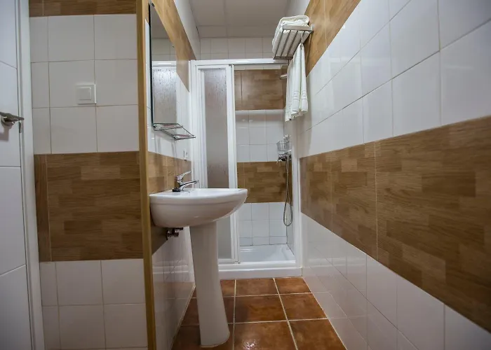 Carlos V Jerez By Vivere